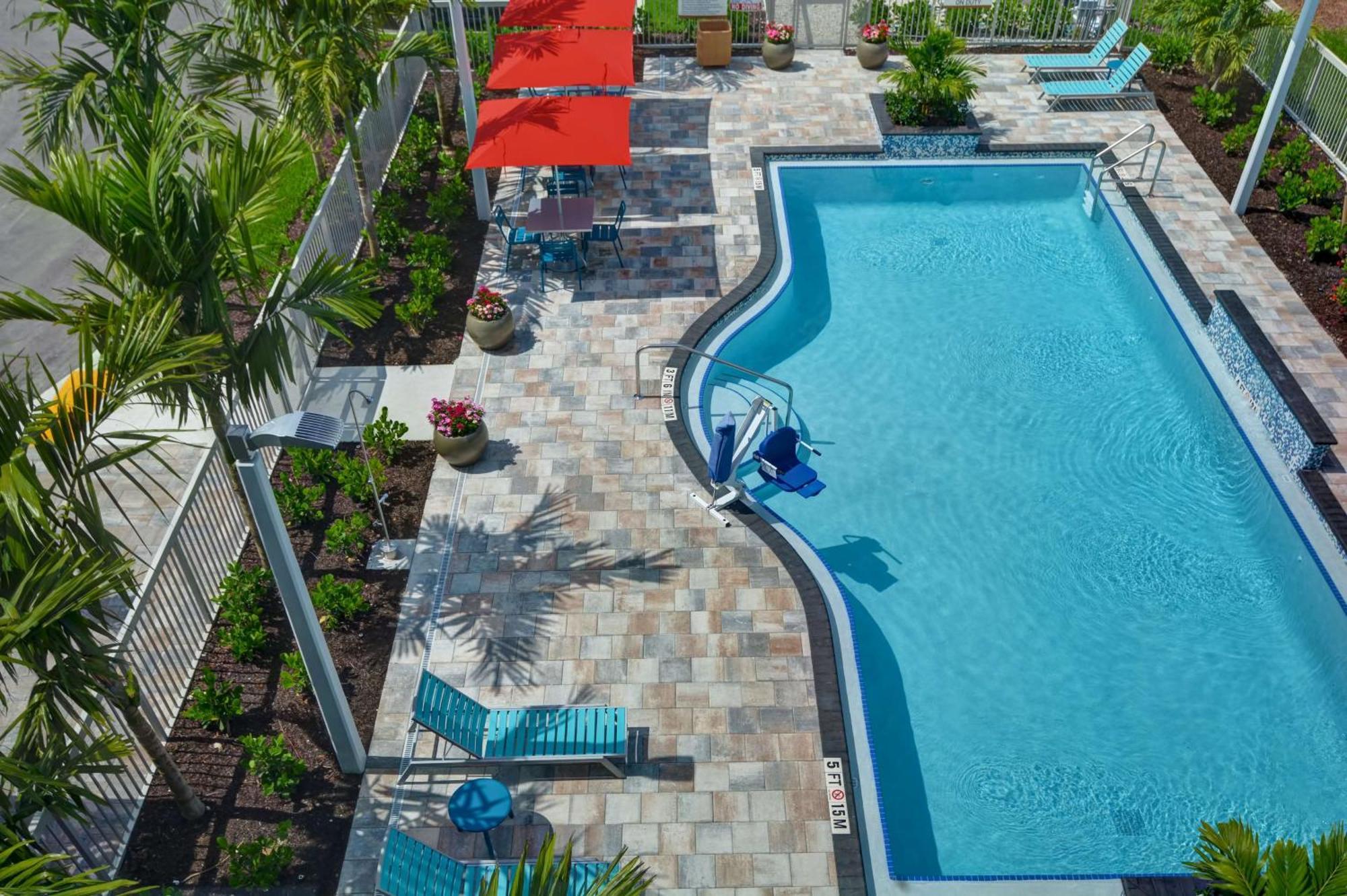 Home2 Suites By Hilton Naples I-75 Pine Ridge Road Ngoại thất bức ảnh