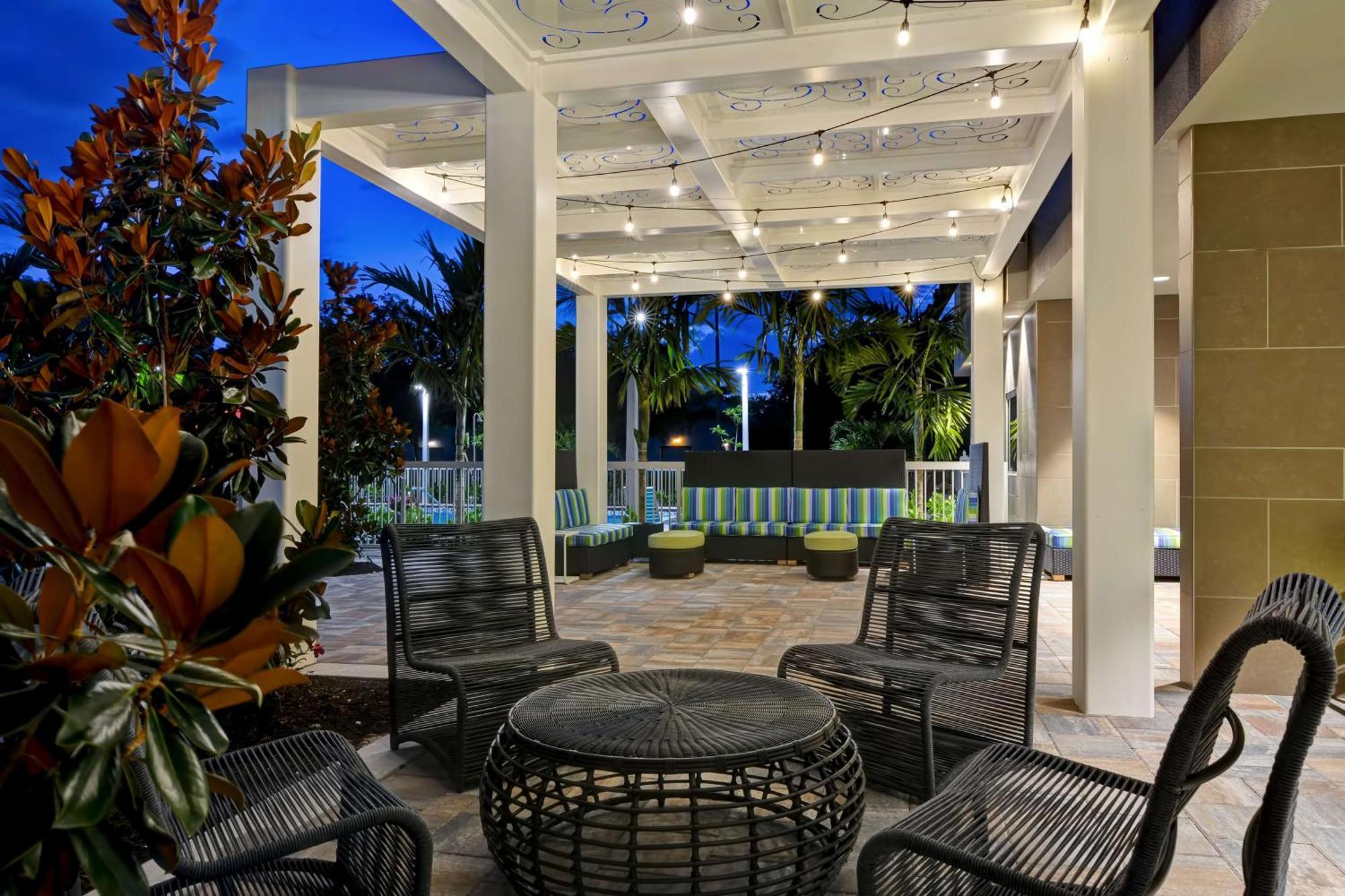 Home2 Suites By Hilton Naples I-75 Pine Ridge Road Ngoại thất bức ảnh